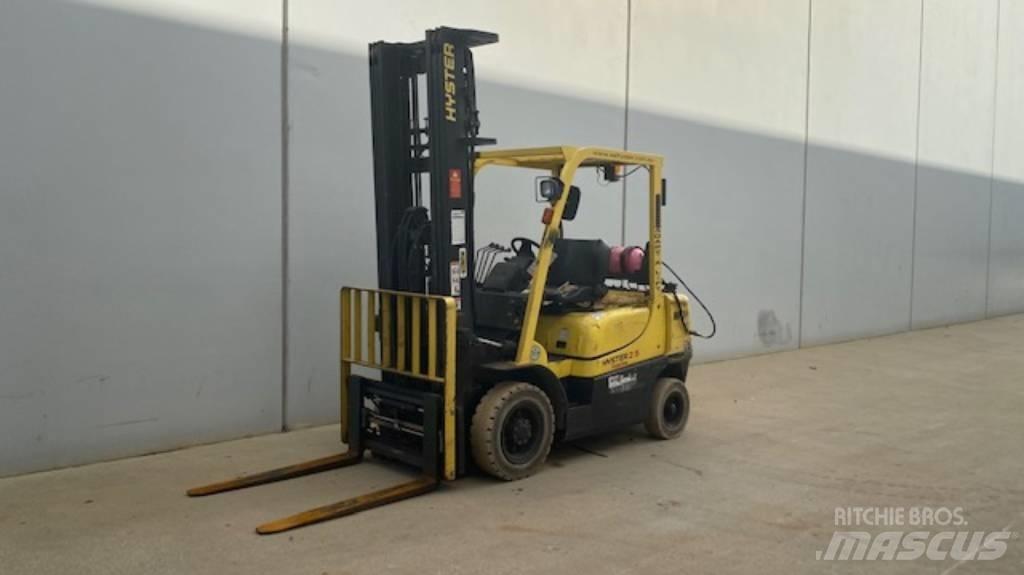 Hyster H2.5TX Nestekaasutrukit