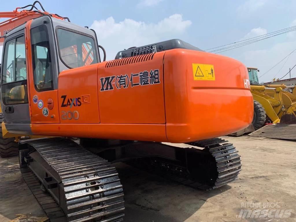 Hitachi zx200 Telakaivukoneet