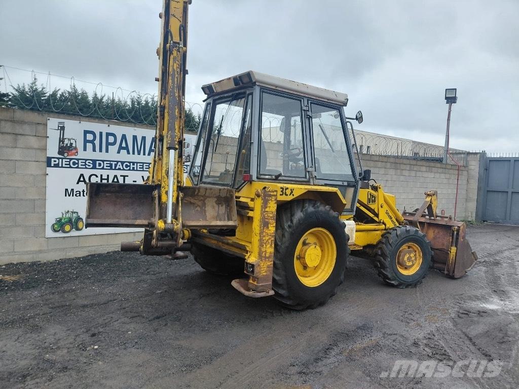 JCB 3 CX Kaivurikuormaajat