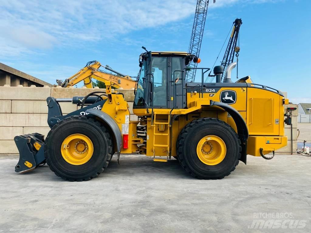 John Deere 824p Pyöräkuormaajat