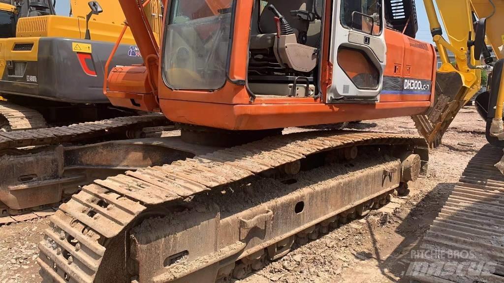 Doosan DH 300 LC-7 Telakaivukoneet