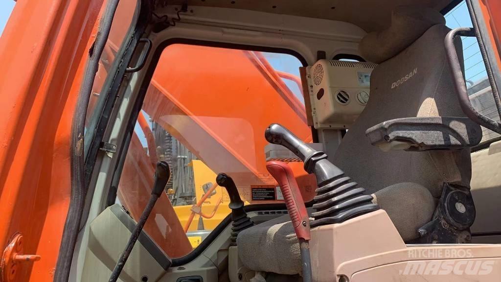 Doosan DH 300 LC-7 Telakaivukoneet