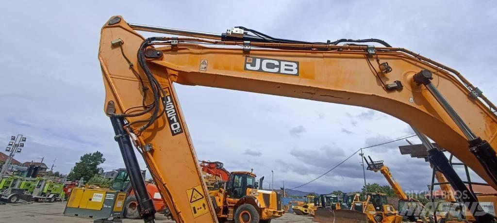 JCB JS 210 LC Telakaivukoneet