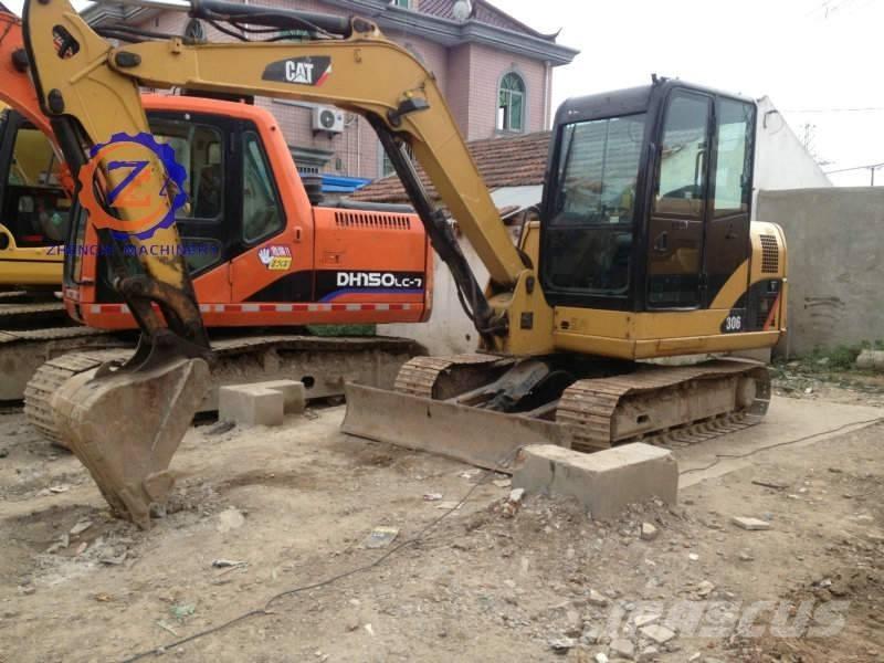 CAT 306 Minikaivukoneet < 7t