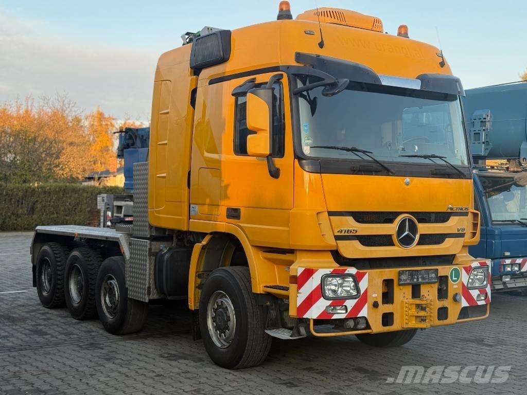 Mercedes-Benz 4165 Vetopöytäautot