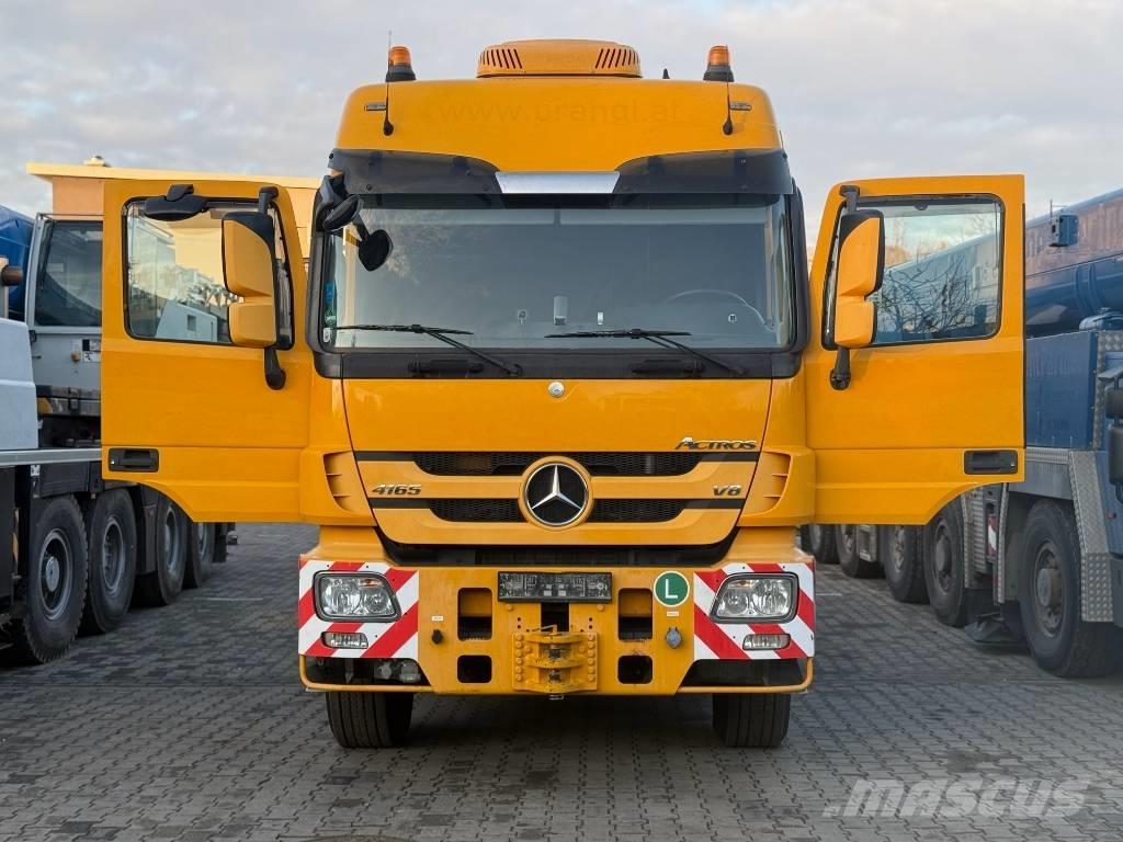 Mercedes-Benz 4165 Vetopöytäautot