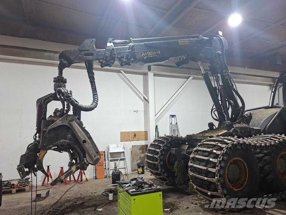 Ponsse Bear 8W Harvesterit