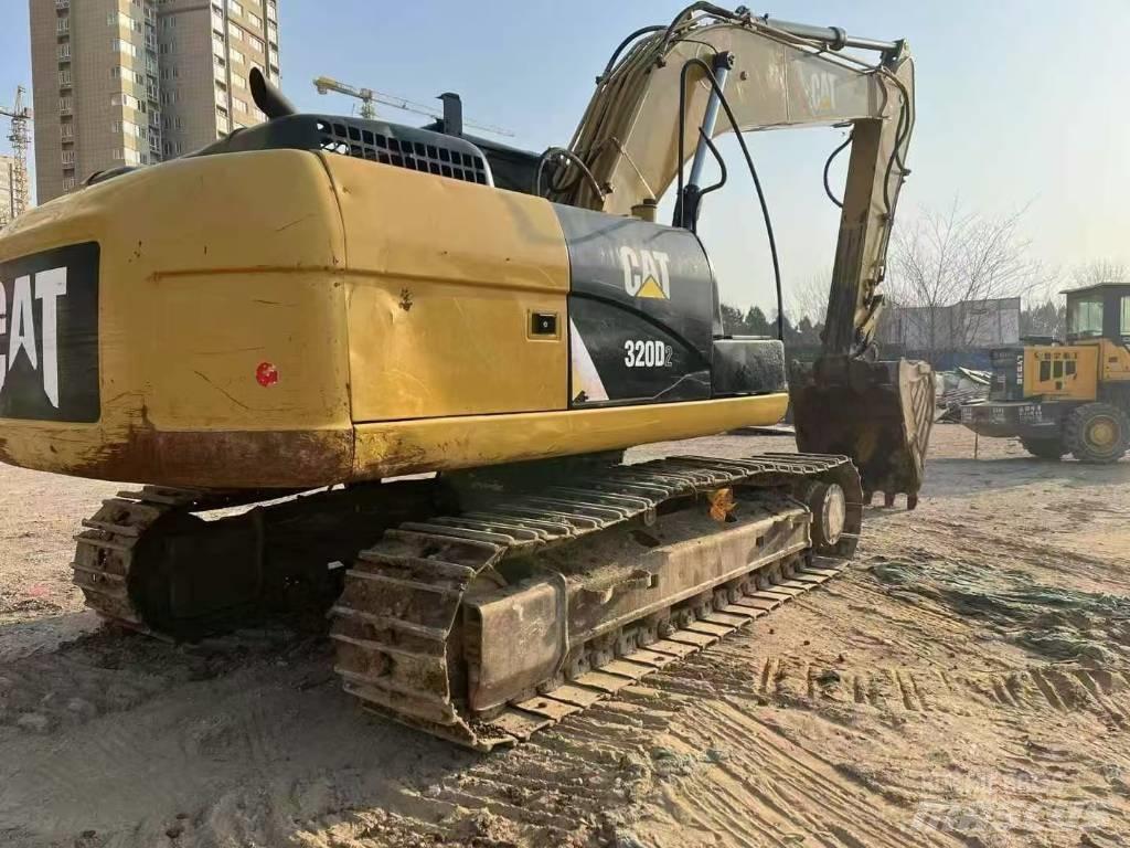 CAT 320 D2 Telakaivukoneet