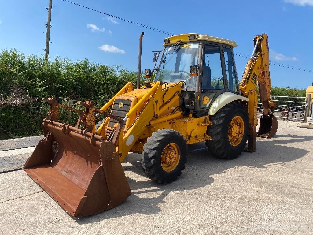 JCB 3 CX Kaivurikuormaajat