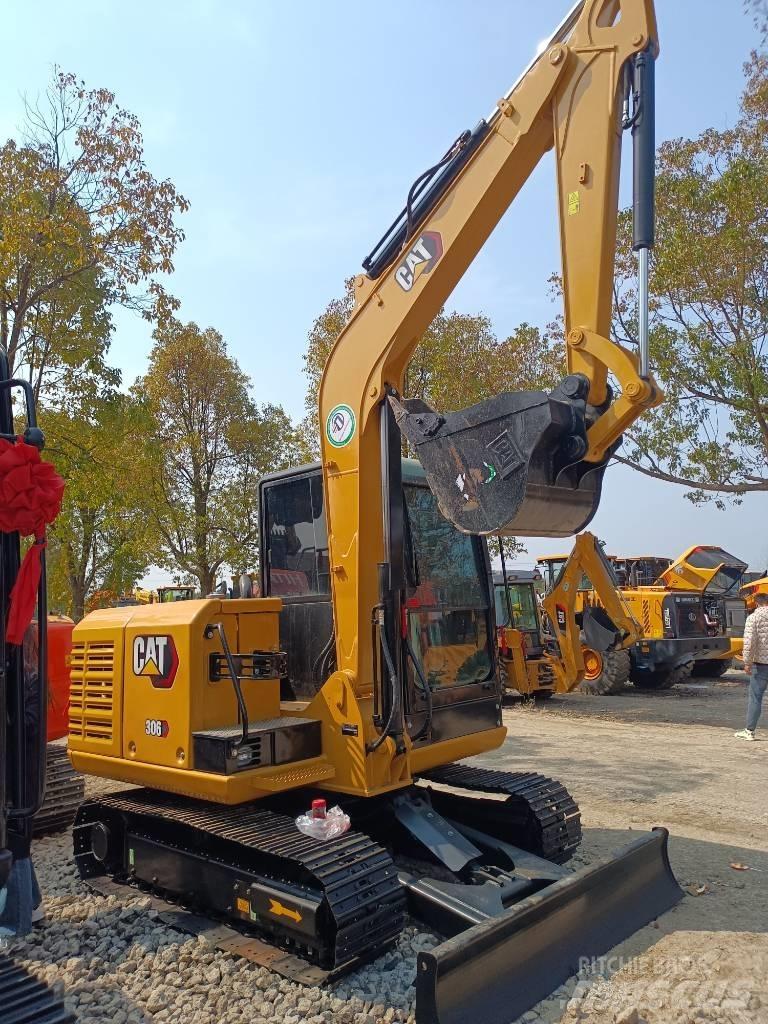 CAT 306 Minikaivukoneet < 7t