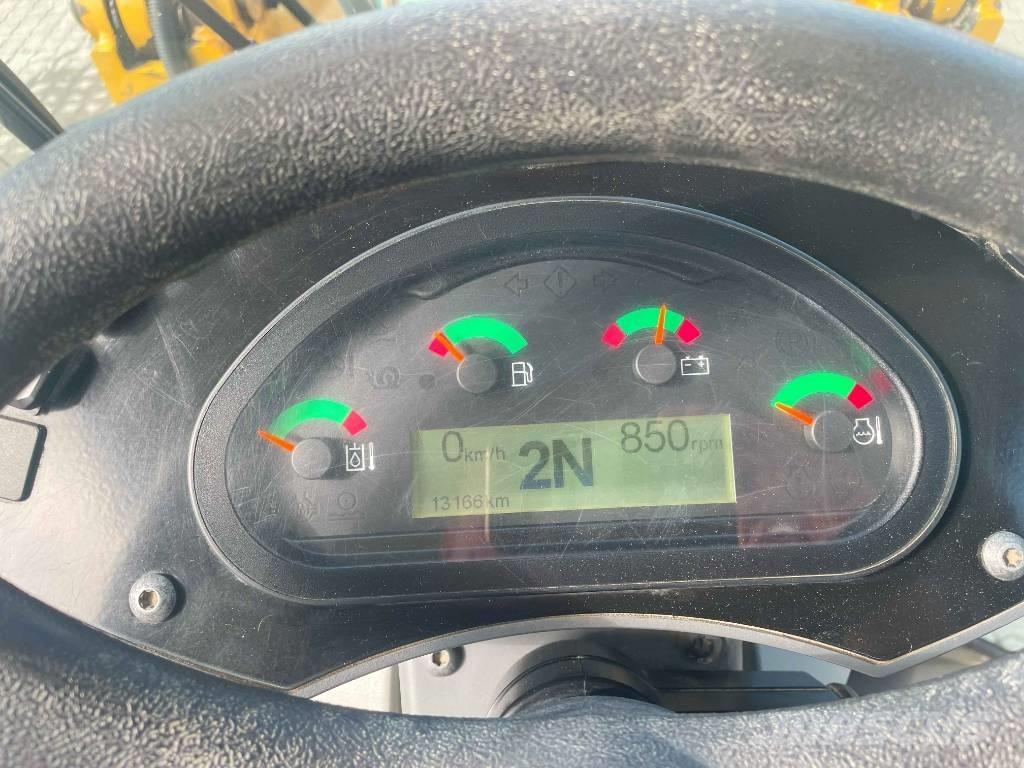 CAT 906M Pyöräkuormaajat