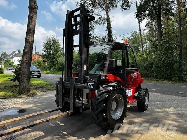 Manitou M 30.4 Maastotrukit