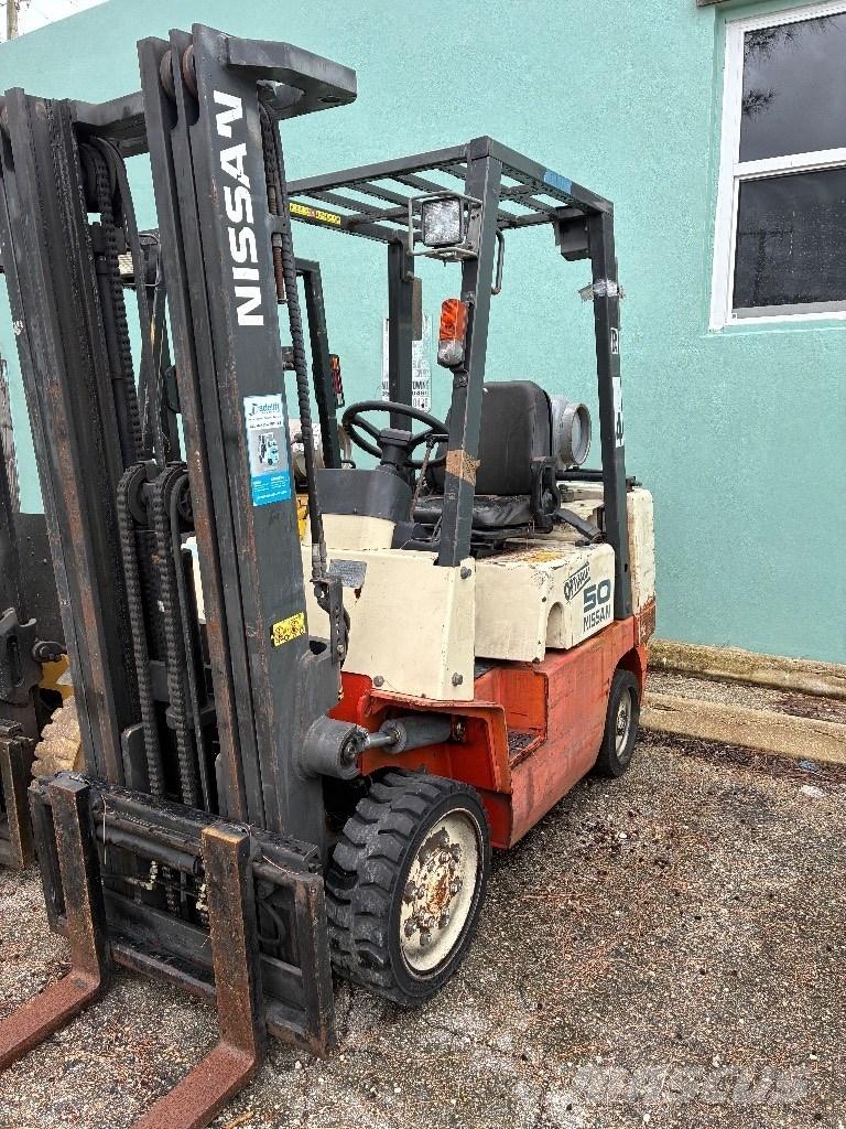 Nissan CP102 A 25 PV Muut haarukkatrukit