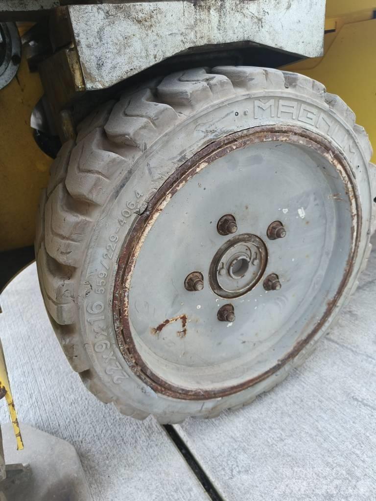 PB PB 225-12 ES Saksilavat