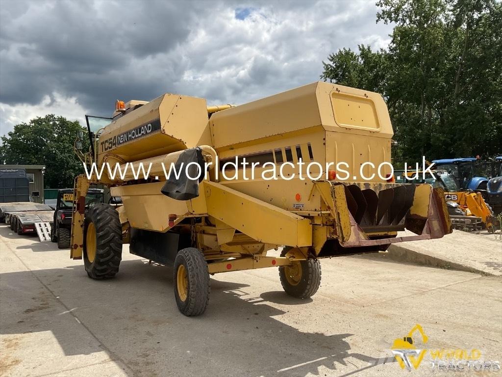 New Holland TC 54 Leikkuupuimurit