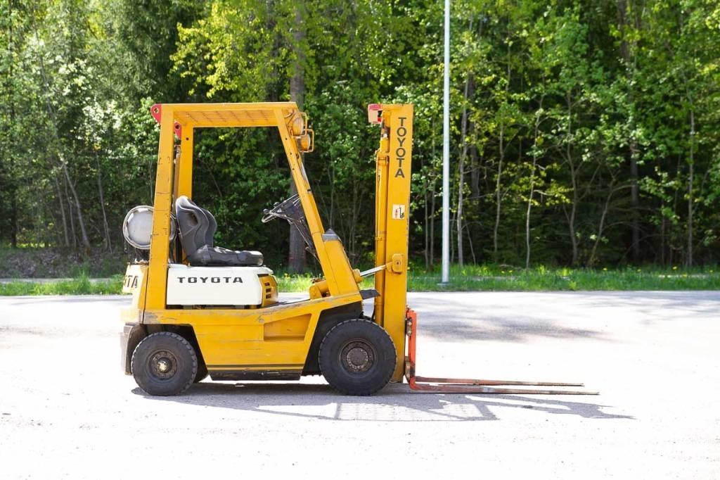 Toyota 02-4FG10 Nestekaasutrukit