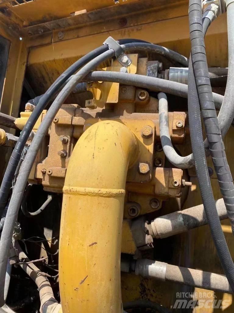 CAT 336 Telakaivukoneet