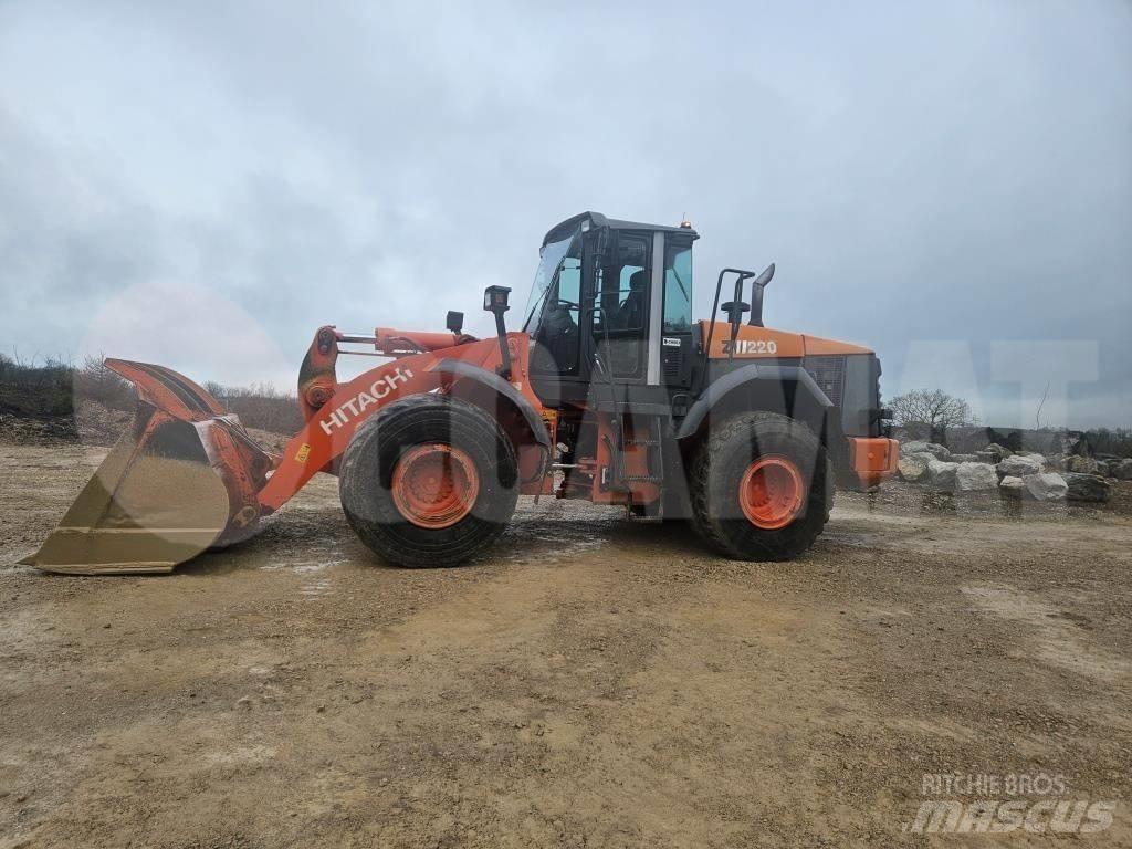 Hitachi ZW 220 Pyöräkuormaajat