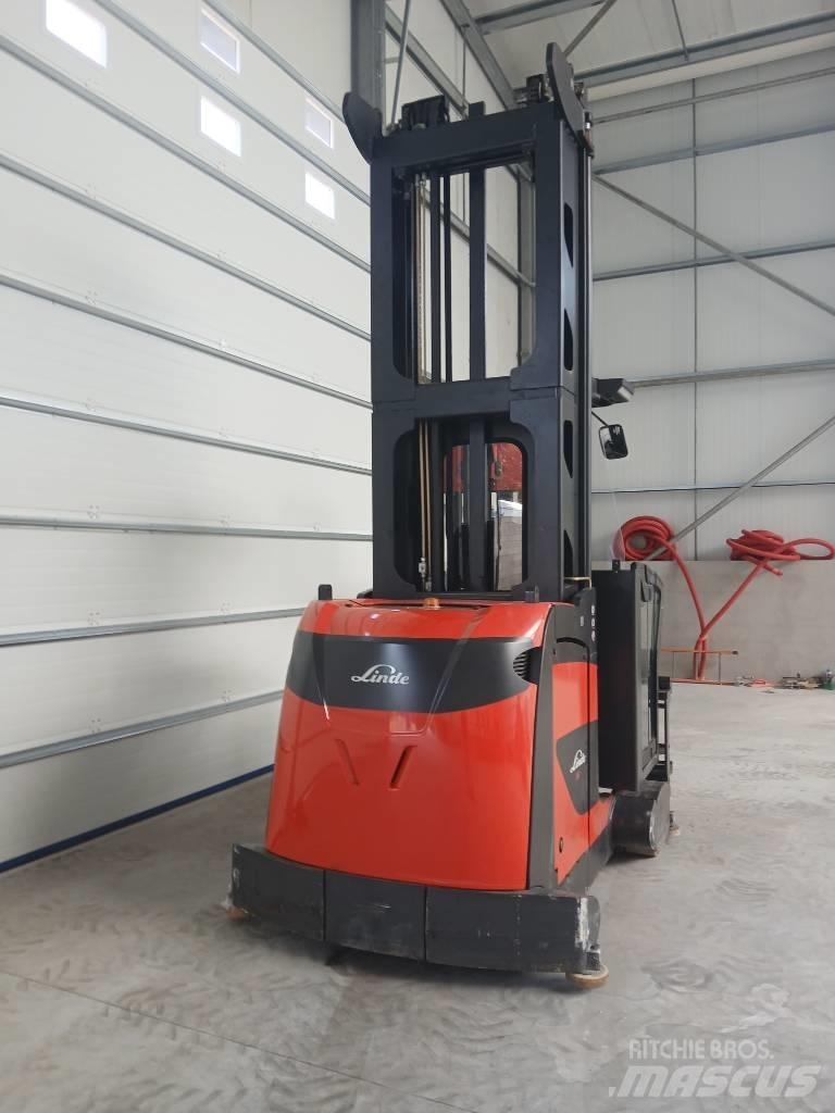 Linde K 10 Korkeakeräilytrukit