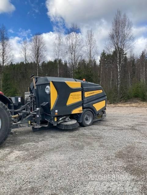 Schmidt Wasa 300+ Lakaisukoneet