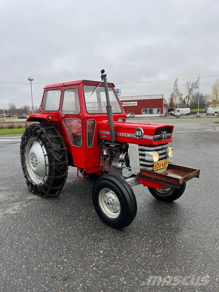 Massey Ferguson 165 Traktorit