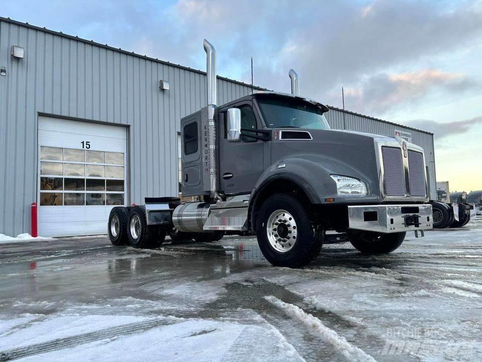 Kenworth T 880 Vetopöytäautot