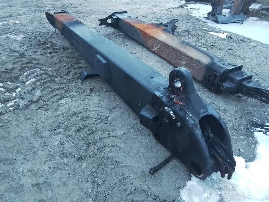 Ponsse K121M Kuormatraktorinosturit