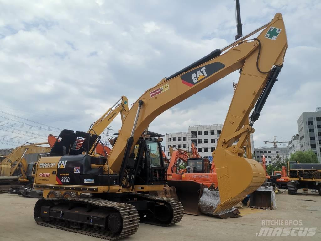 CAT 320 D Telakaivukoneet