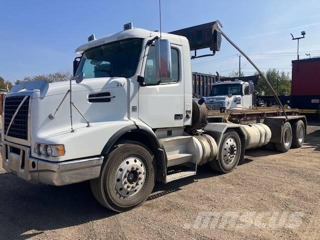 Volvo VHD Vaihtolava-autot
