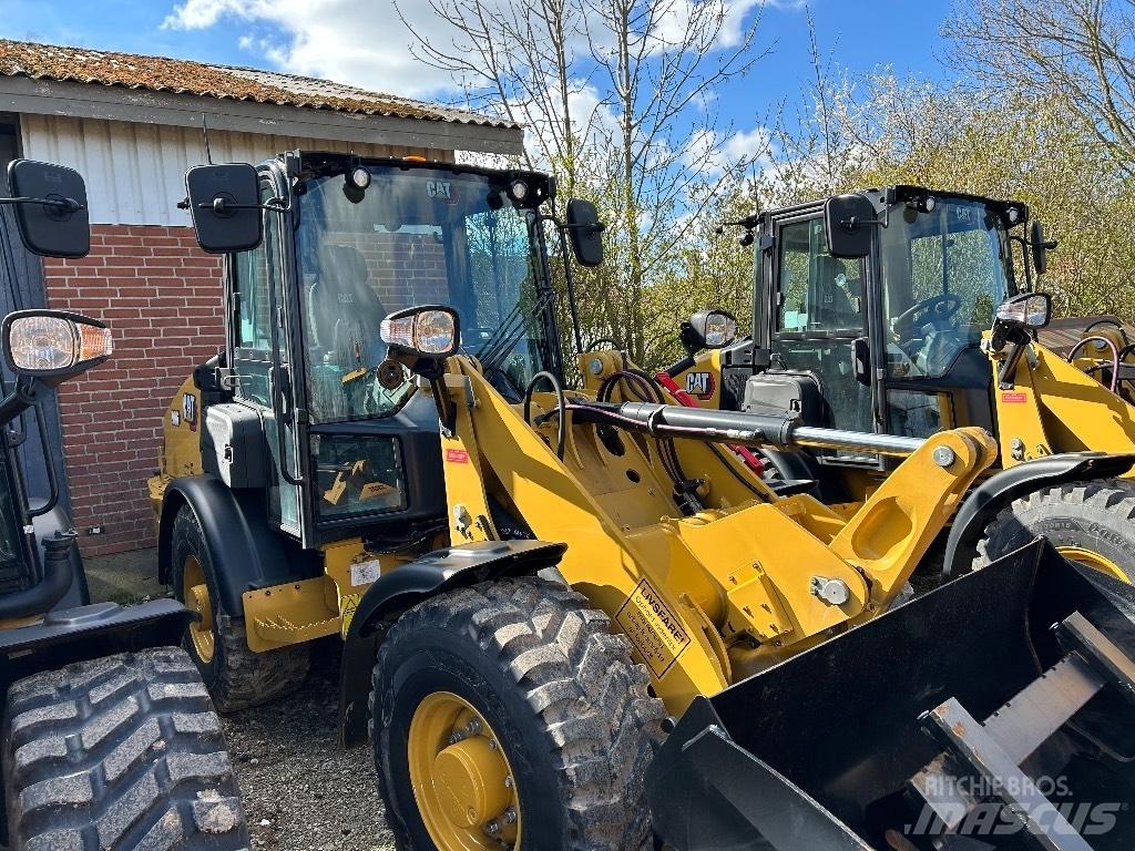 CAT 906 Pyöräkuormaajat
