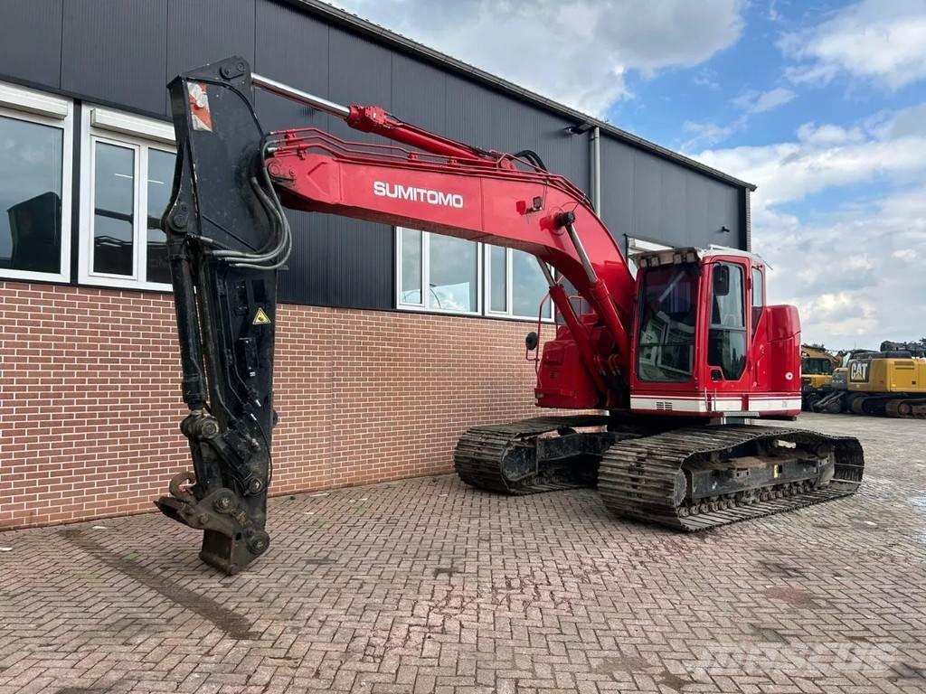CASE CX235C SR Telakaivukoneet