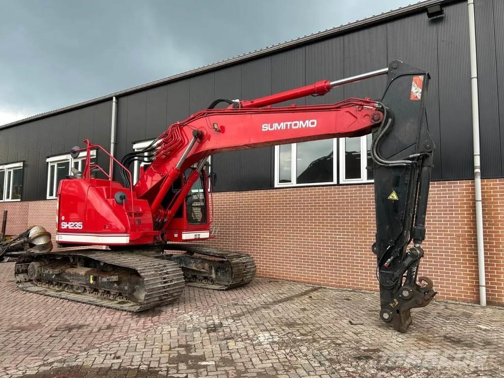 CASE CX235C SR Telakaivukoneet