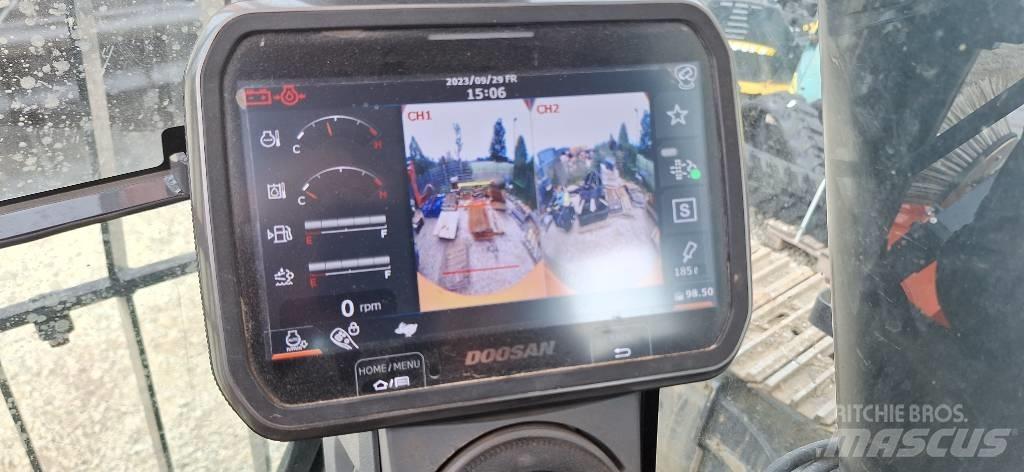 Doosan DX 210 LC-7 Telakaivukoneet