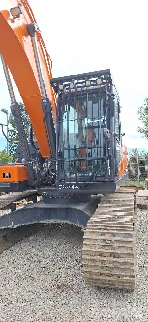 Doosan DX 210 LC-7 Telakaivukoneet