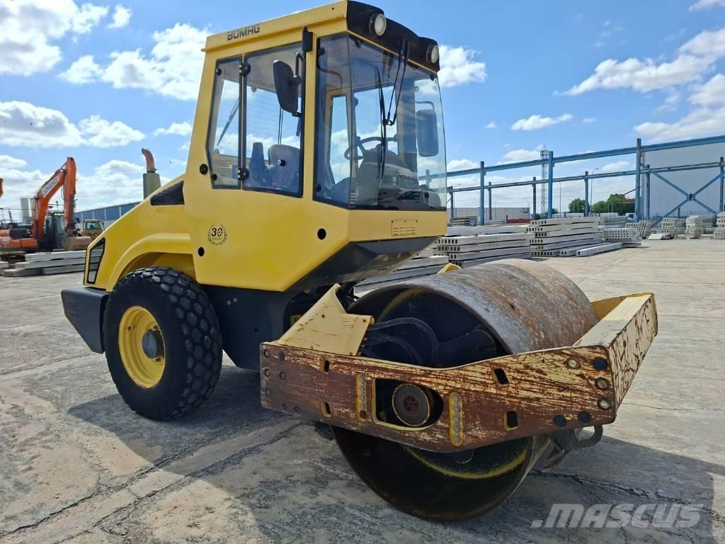 Bomag BW 177 D H-4 Yksivalssijyrät