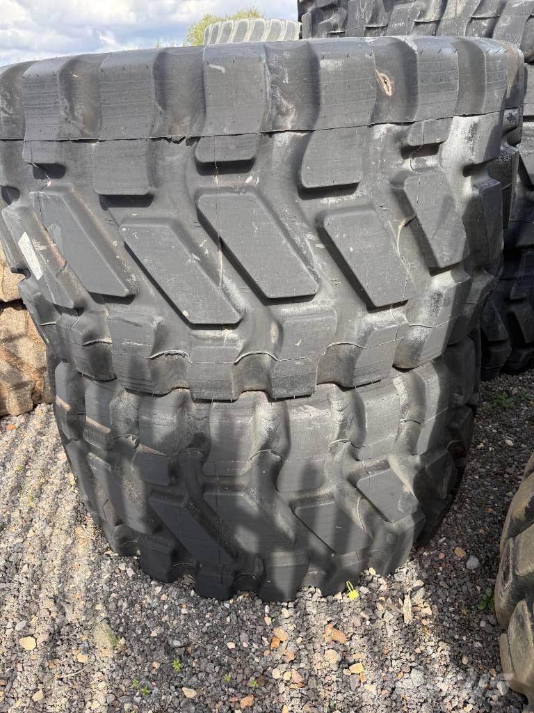 Goodyear 750/65R25 Renkaat ja vanteet
