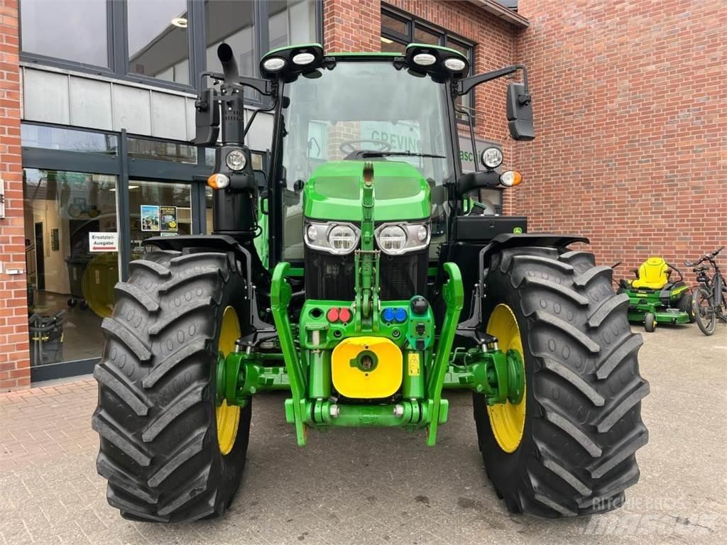 John Deere 6120M Traktorit