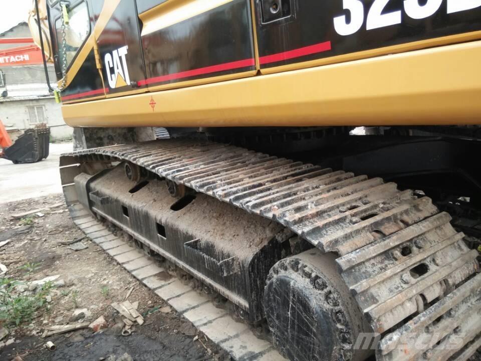 CAT 325 B Telakaivukoneet