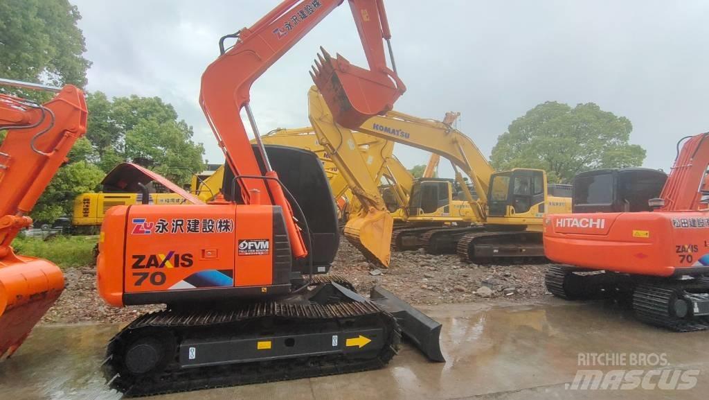 Hitachi ZX 70 Minikaivukoneet < 7t