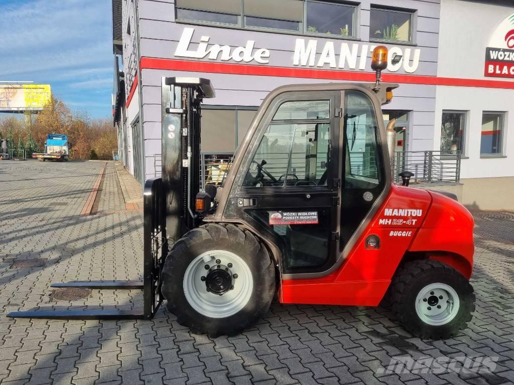 Manitou MH 25.4 T Maastotrukit