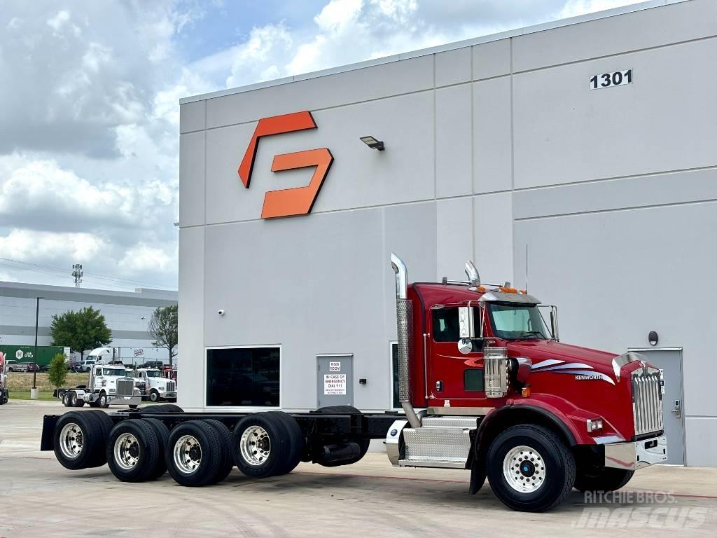 Kenworth T 800 Vetopöytäautot