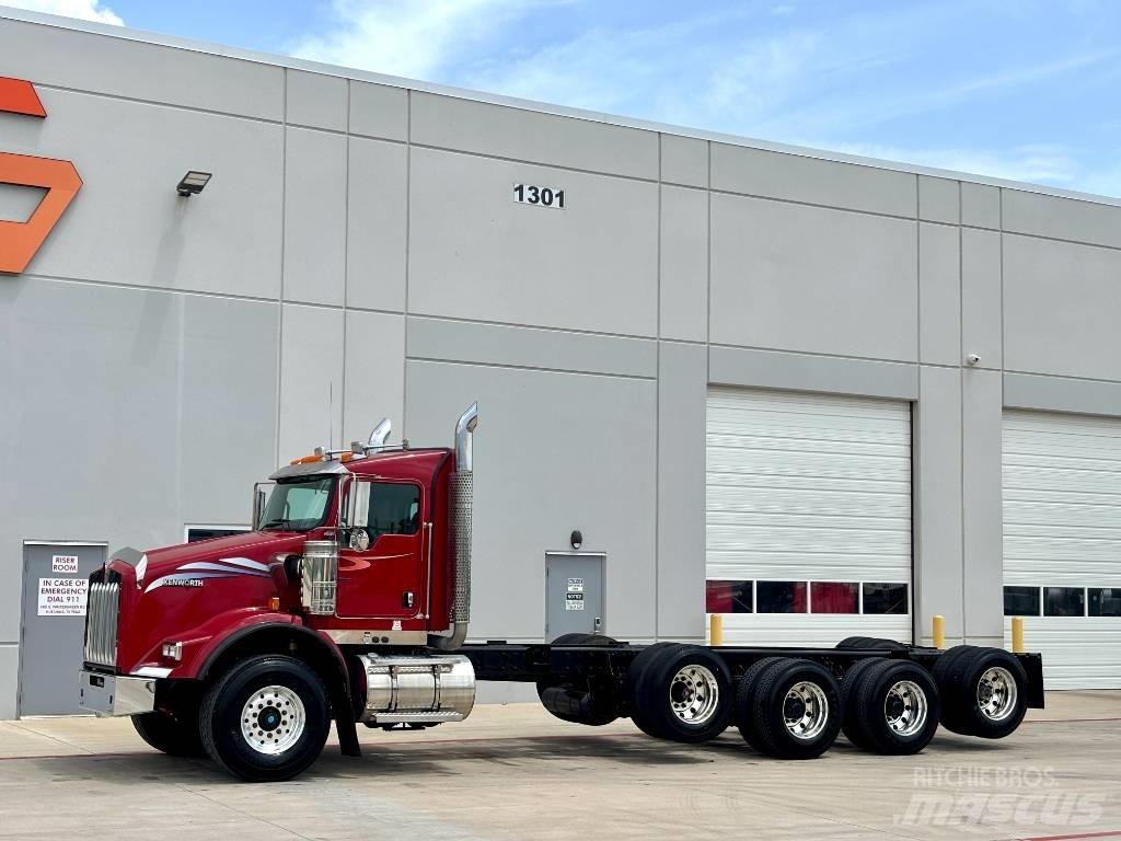 Kenworth T 800 Vetopöytäautot