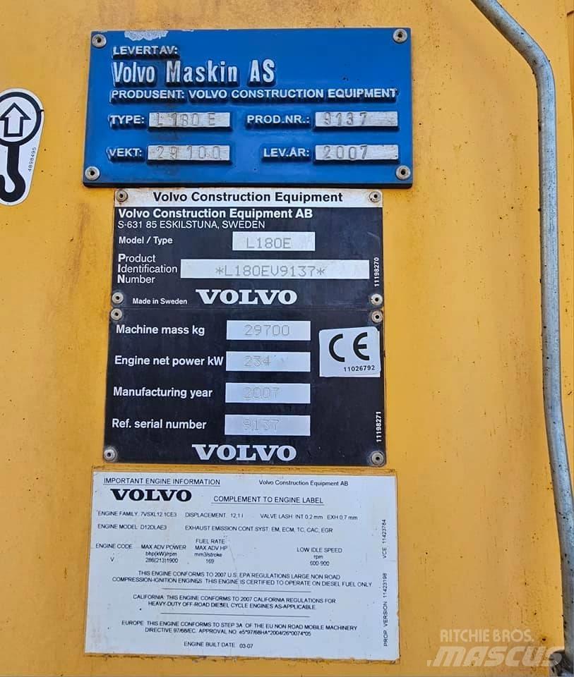 Volvo L 180 E Pyöräkuormaajat