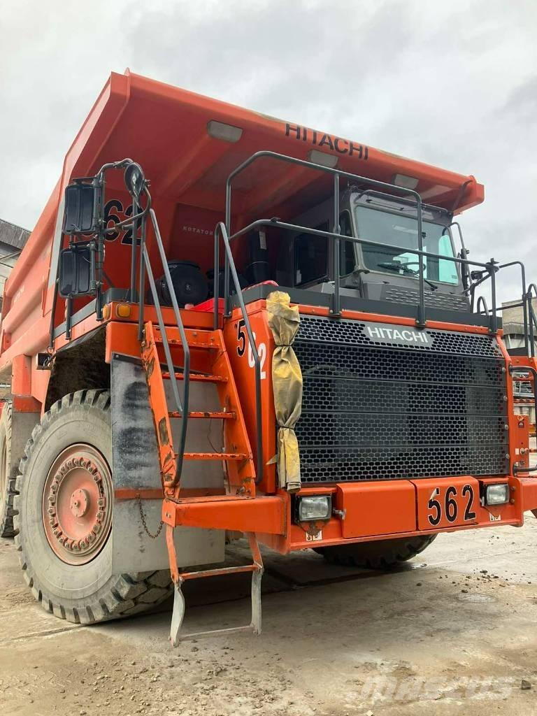Hitachi EH 1100-5 Maansiirtoautot