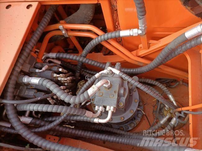 Doosan DX 300 Telakaivukoneet