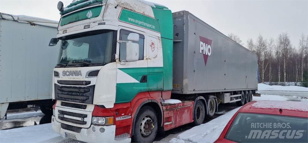 Scania R560 Vetopöytäautot
