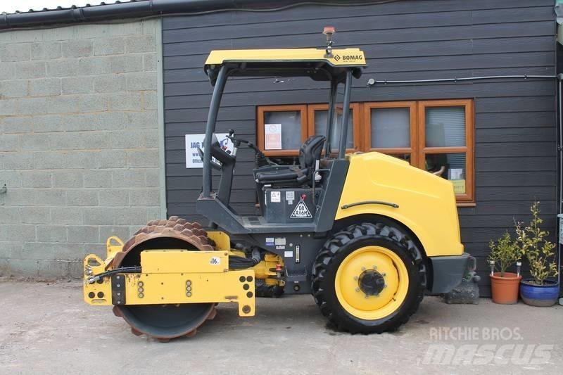 Bomag BW 124 P D H-5 Yksivalssijyrät