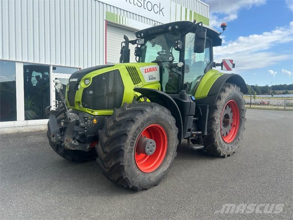 CLAAS Axion 870 Traktorit