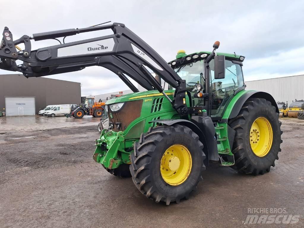 John Deere 6215R Traktorit