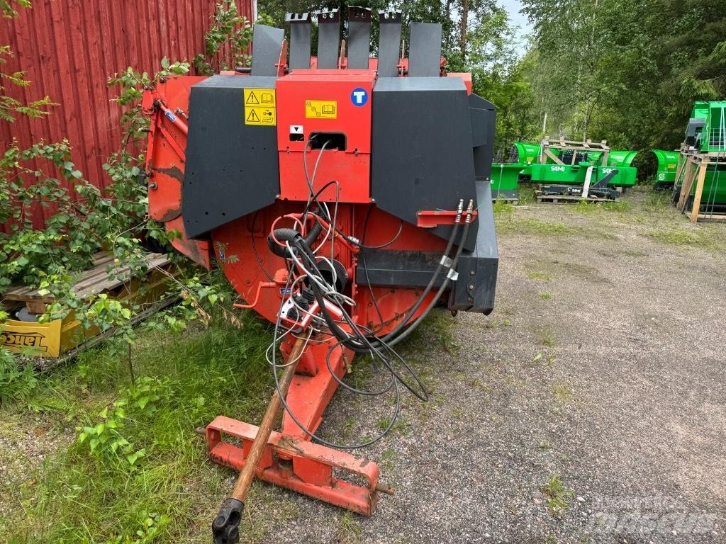 Kuhn Primor 3560 Paalinkäsittelykoneet